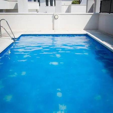 Holidays2Malaga Refino Pool And Parking Buitenkant foto